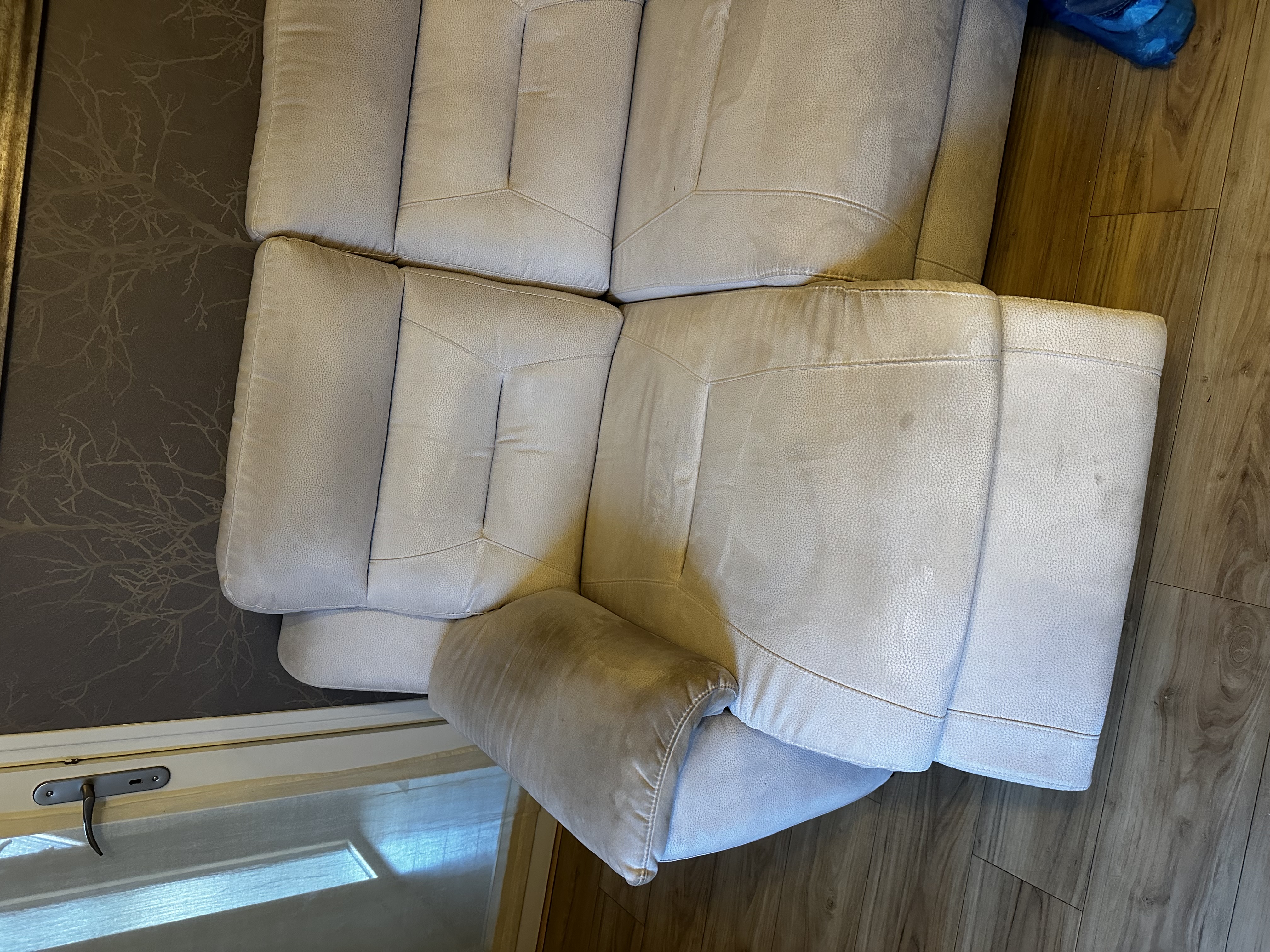 Canapé avant nettoyage professionnel Vannes Morbihan